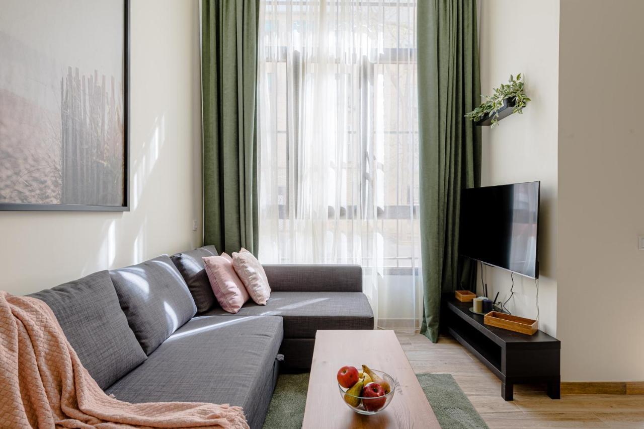 Simone Apartments Мадрид Экстерьер фото